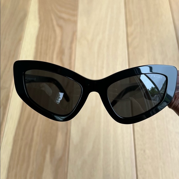PRADA Postcard cat eye designer sunglasses 55mm, brand new - Picture 4 of 9
